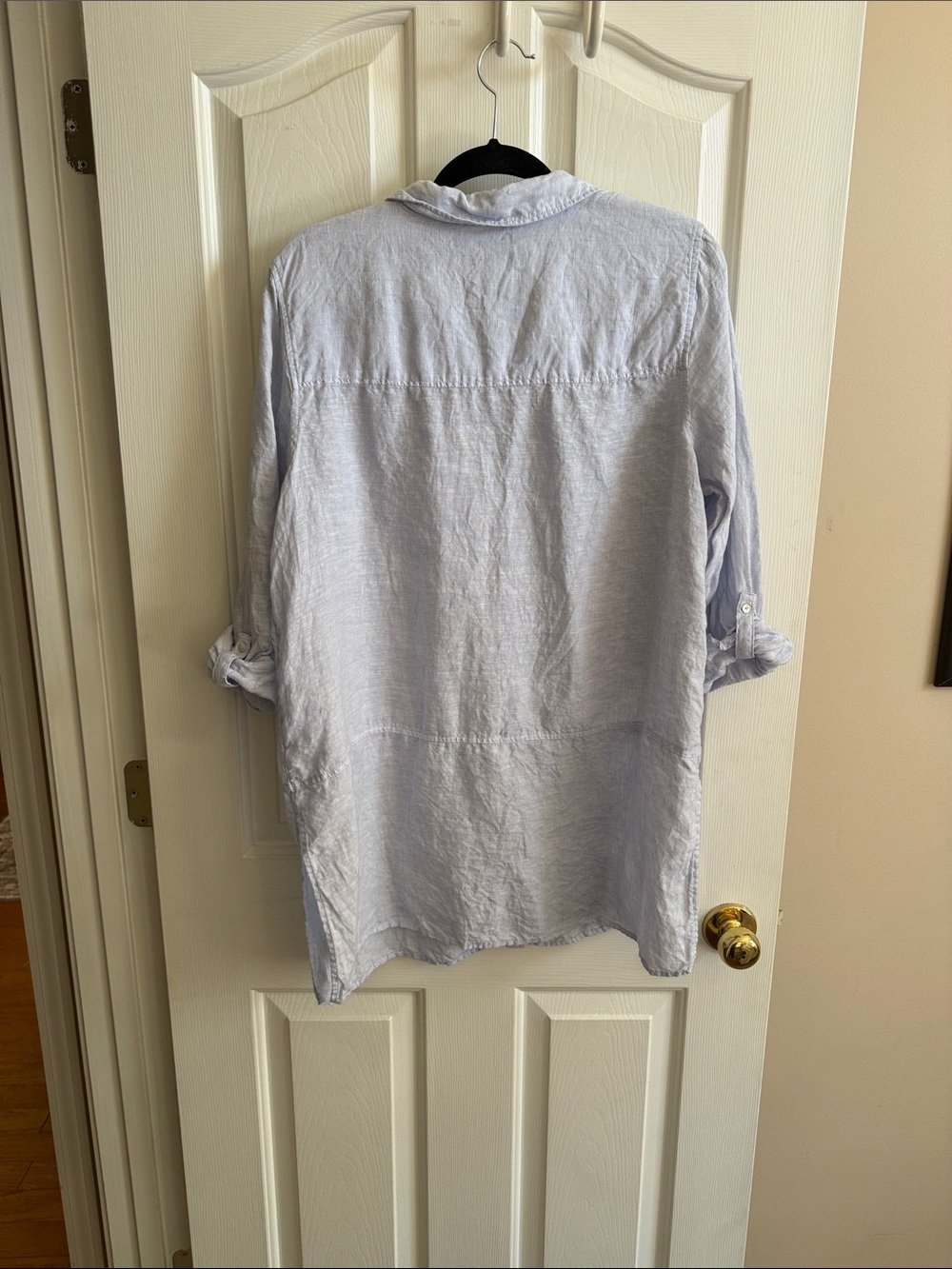 🌸Tahari: Light Blue Linen Swim Coverup Shirt - Picture 5 of 5